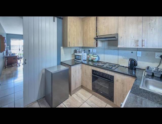 2 BEDROOM APARTMENT FOR SALE IN DURBANVILLE CENTRAL